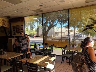 La Flor Pupusas Grill