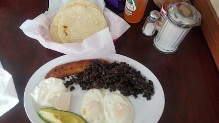 Aly's Restaurant Familiar - Pupusas Restaurant