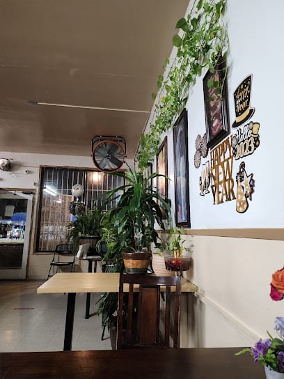 Ana's Restaurant - Pupusas Restaurant