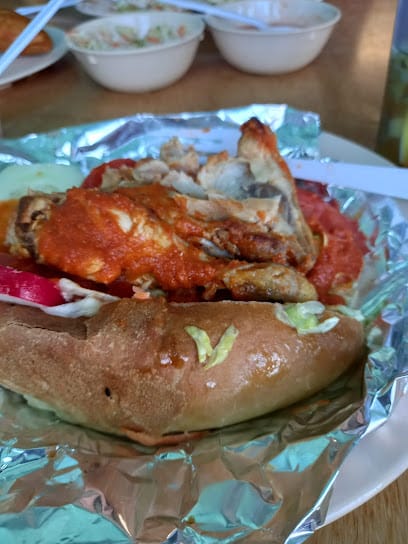 Comida Salvadoreña - Pupusas Restaurant