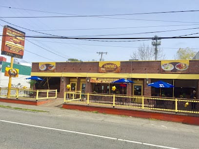 El Patio - Pupusas Restaurant