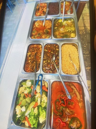 El Sabor Salvadoreño Restaurant - Pupusas Restaurant