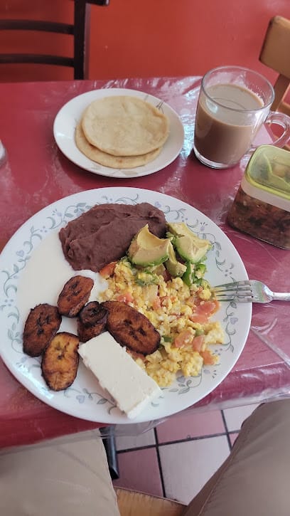 Estrella Salvadoreña - Pupusas Restaurant