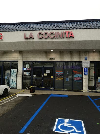 La Cocinita - Pupusas Restaurant