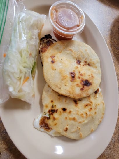 La Curva 2 - Pupusas Restaurant