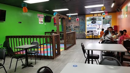 La Mangonada Restaurant & Fruteria - Pupusas Restaurant