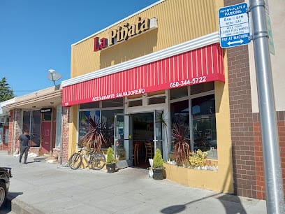 La Piñata - Pupusas Restaurant