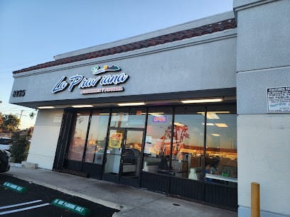 La Praviana Restaurant - Pupusas Restaurant