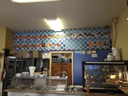 Leo's Restaurant - Pupusas Restaurant