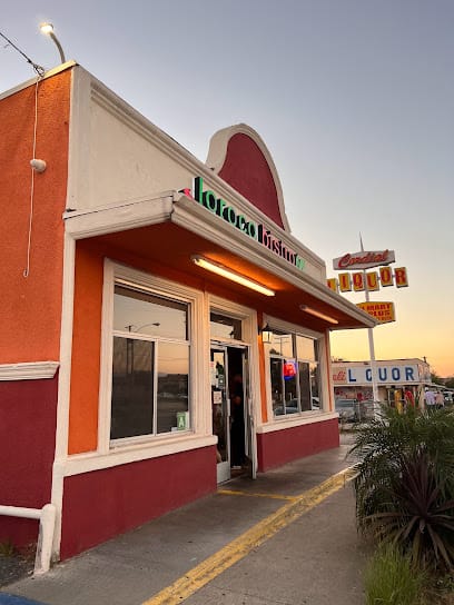 Loroco Bistro Salvadorean food - Pupusas Restaurant