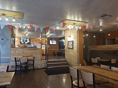Los Molcajetes (Temple) - Pupusas Restaurant