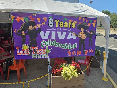 Los Tios Grill - Pupusas Restaurant