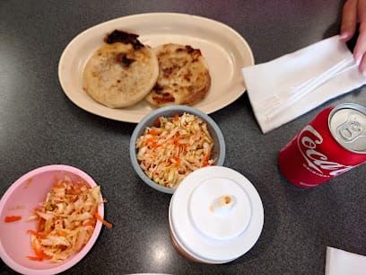 Mi Carbonero - Pupusas Restaurant