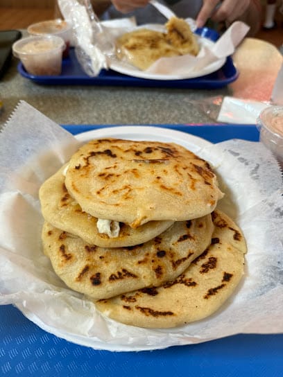 Miranda's Pupuseria - Pupusas Restaurant