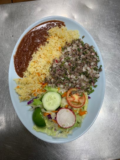 Pulgarcito Querido - Pupusas Restaurant