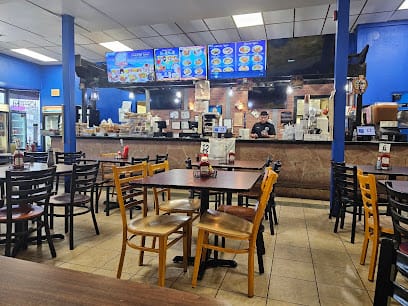Pupusería & Antojitos Santa Elena - Pupusas Restaurant