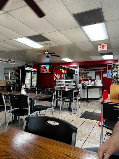 Pupuseria Y Taqueria La Vina - Pupusas Restaurant