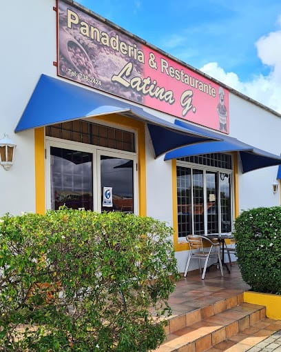 Restaurant Y Panaderia Latina - Pupusas Restaurant