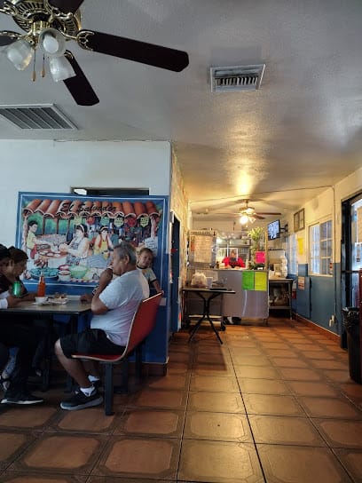 Rinconsito Latino - Pupusas Restaurant