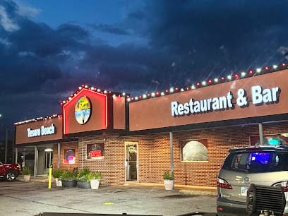 Tesoro Beach Restaurant - Pupusas Restaurant